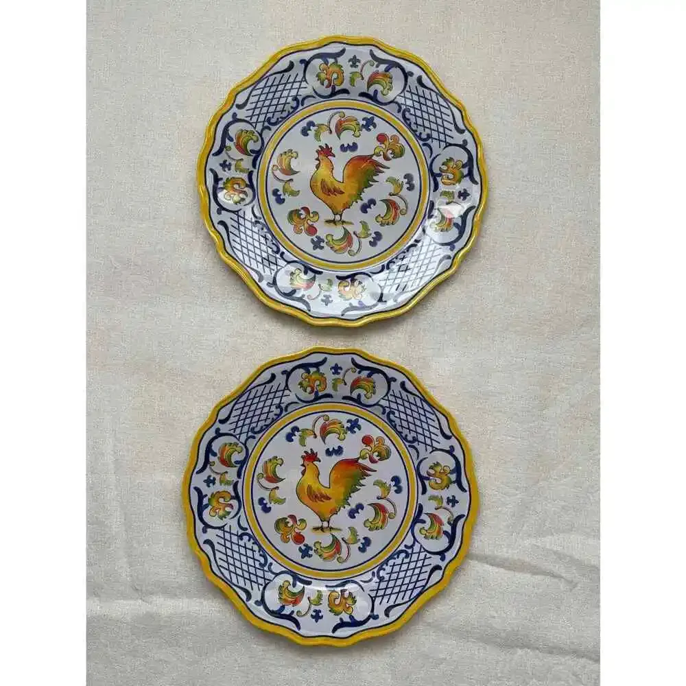 Set of 2 Plastic Rooster Dinner Plates 8.5” Diameter